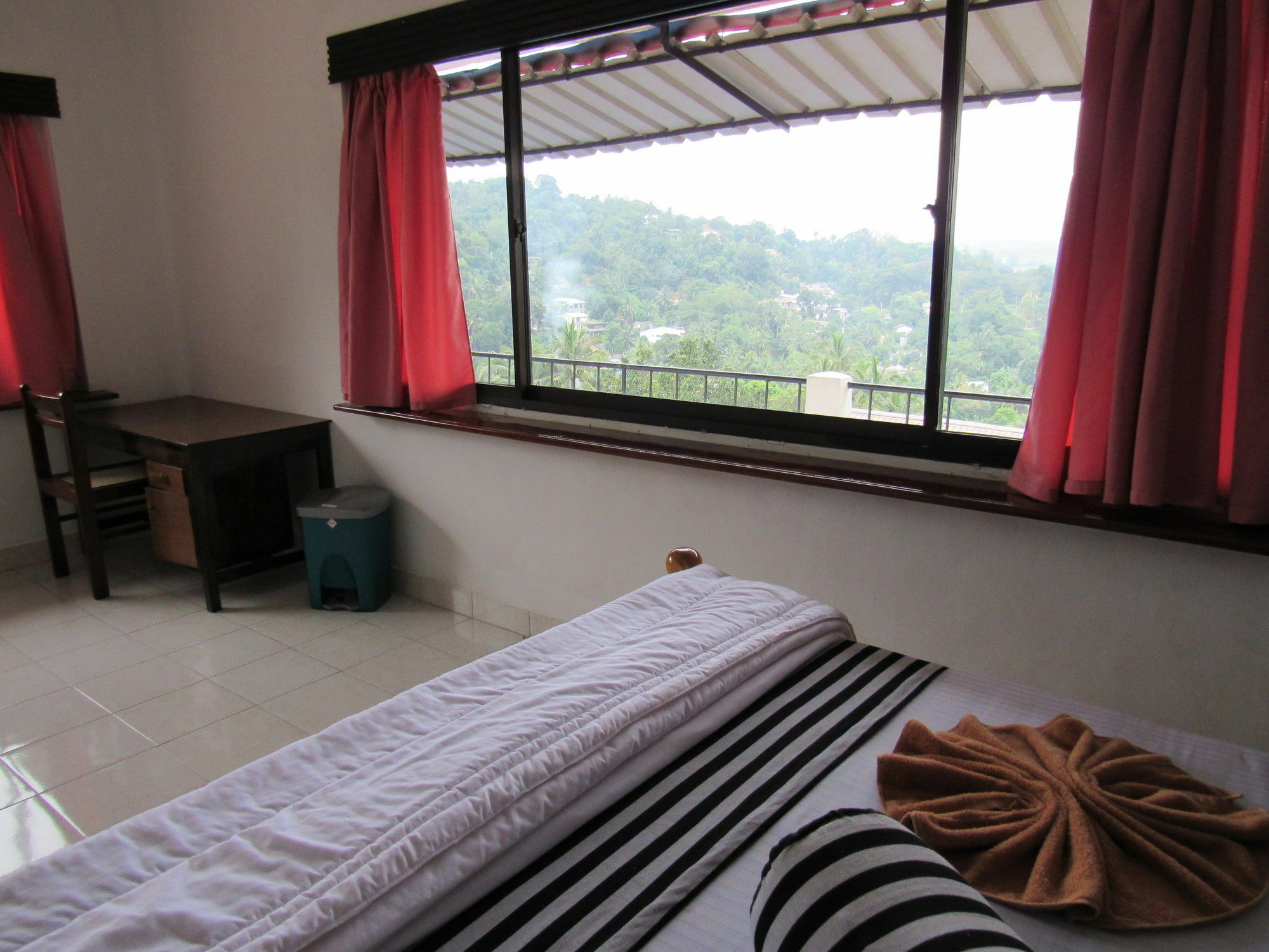 King Leisure Residence Kandy Exteriör bild