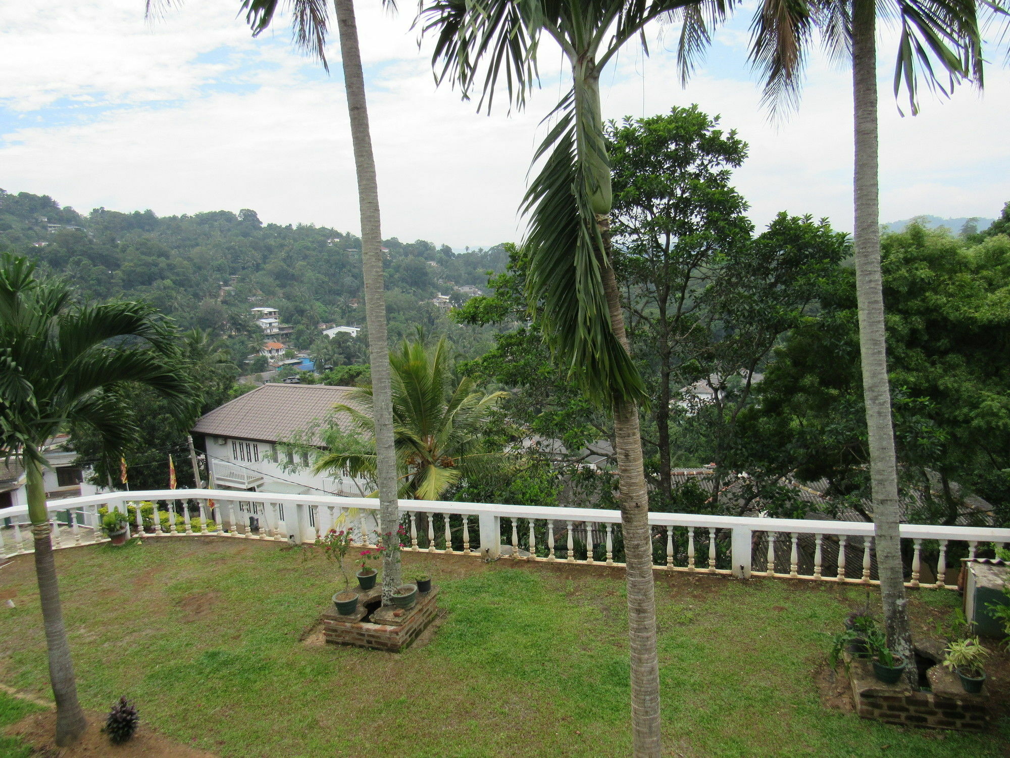 King Leisure Residence Kandy Exteriör bild